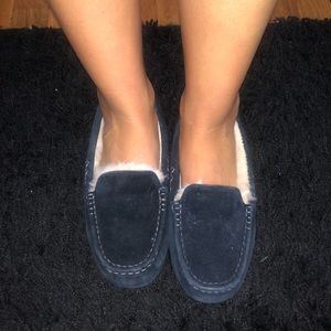 Black Ugg Slippers